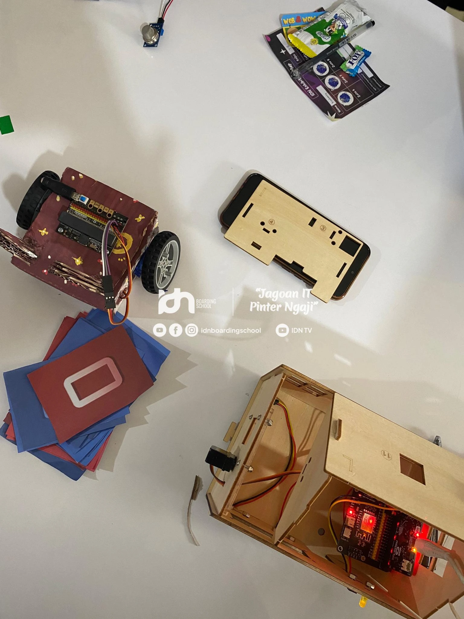 Aneka projek robotik siswi IDN Akhwat