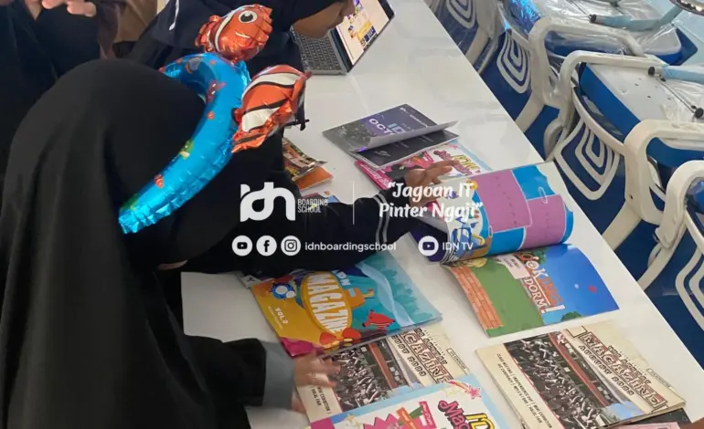 Projek IT Karya Siswi di “Technology Exhibition” Sekolah
